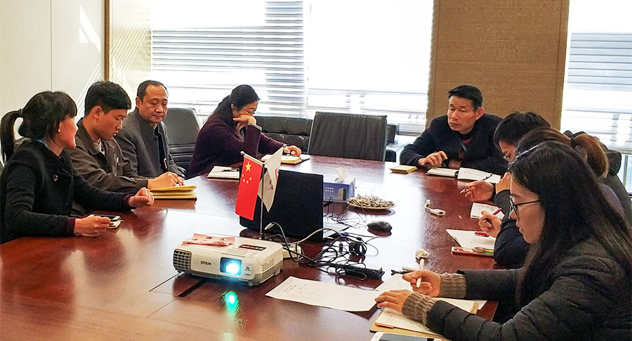 居正公司工會(huì)召開第四季度優(yōu)秀員工表彰座談會(huì)-云南能投居正產(chǎn)業(yè)投資有限公司